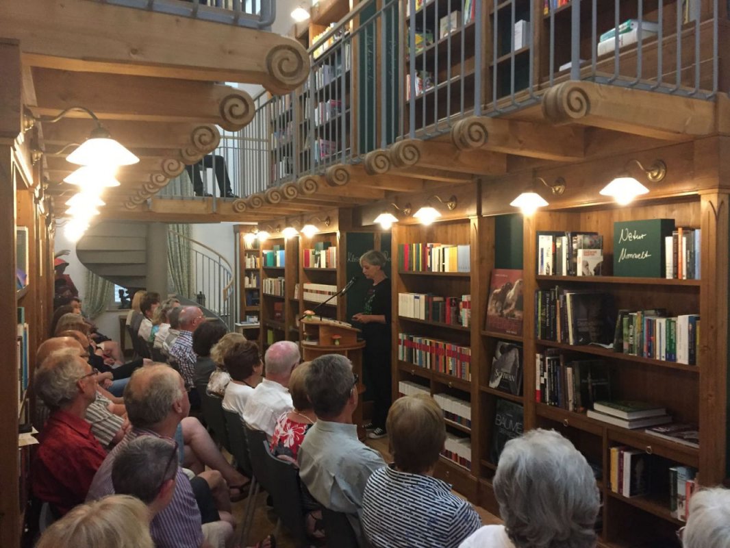 Tatjana Kruse – die erste Autorenlesung in der Bibliothek Frau Holle